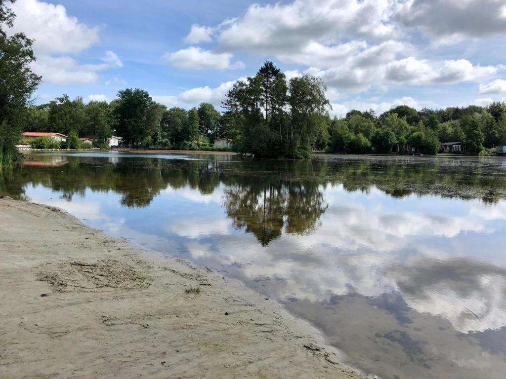 Landzicht Natuur Rust En Ruimte Oosterwolde  Exterior foto